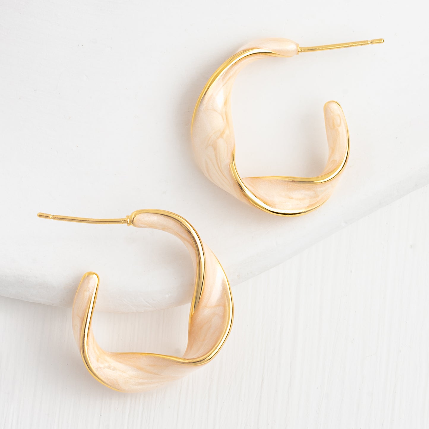 Twist Hoop Earrings Soft Coral