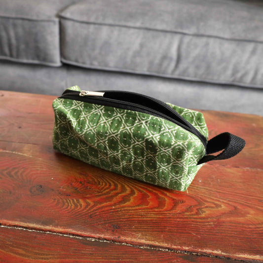 Nila Makeup Bag Green